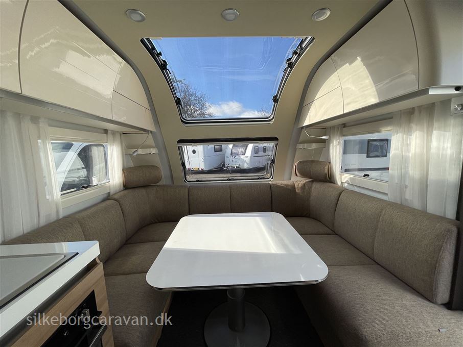 Adria Alpina 663 UK